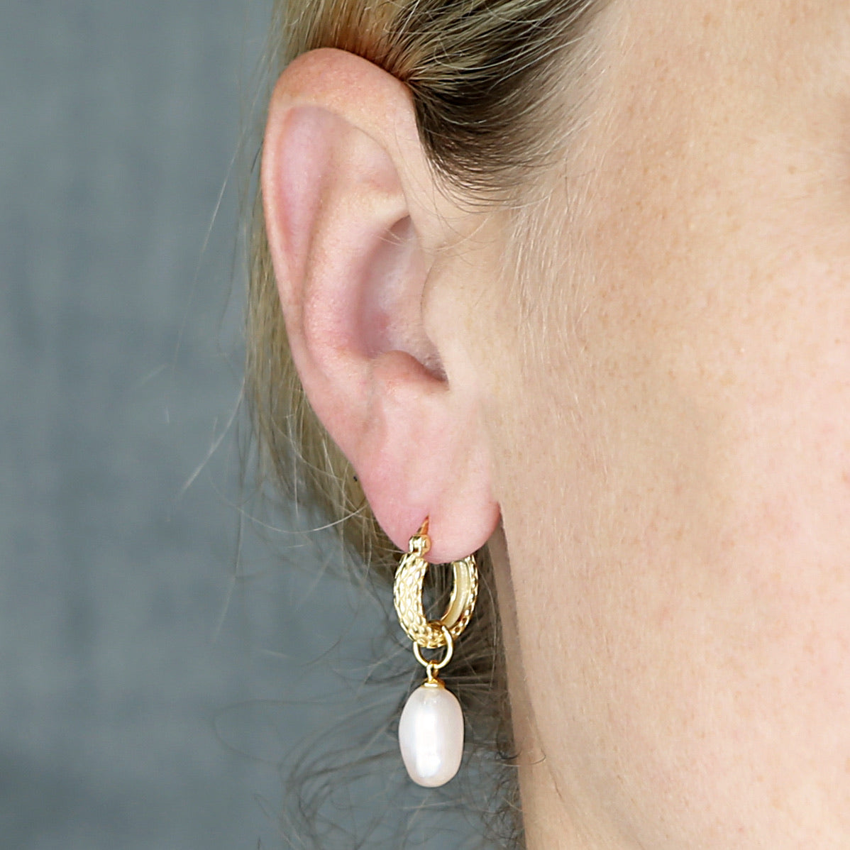 Small Hoop Earrings with Fresh Water Pearls